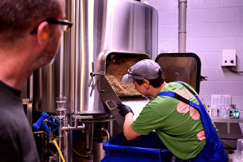 All the wort has been transferred to the kettle so it's time to empty the mash tun ready for Huw's batch.